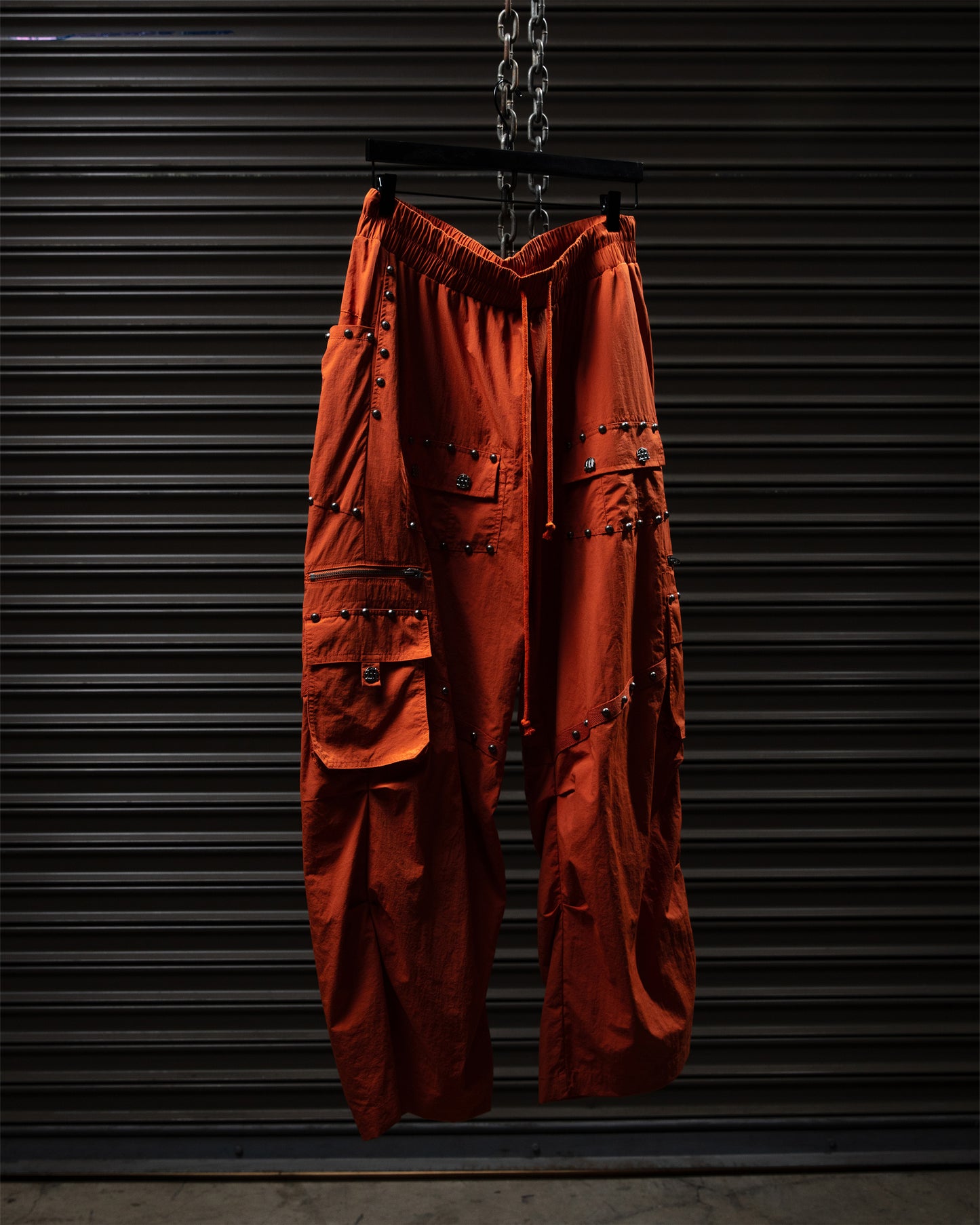 METAL RIVET NYLON PANTS