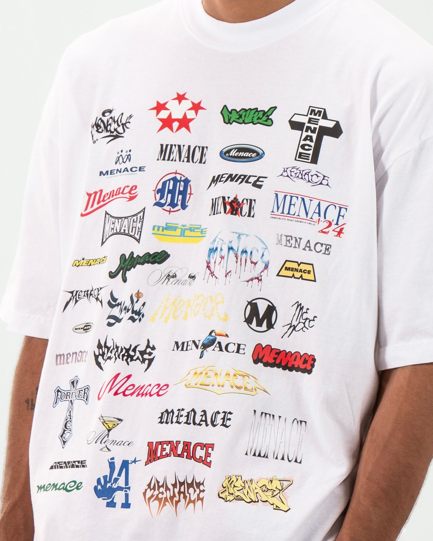 Jahrzehnt Logos-Shirt