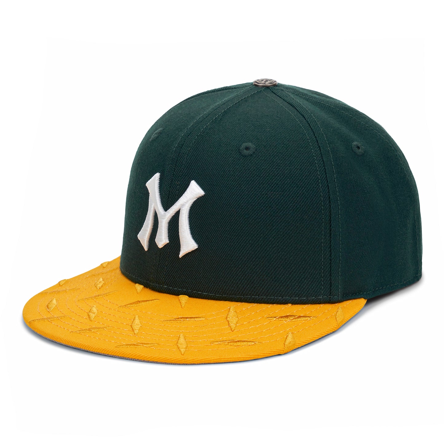 TEAM LOGO STEEL-PLATED BRIM FITTED CAP
