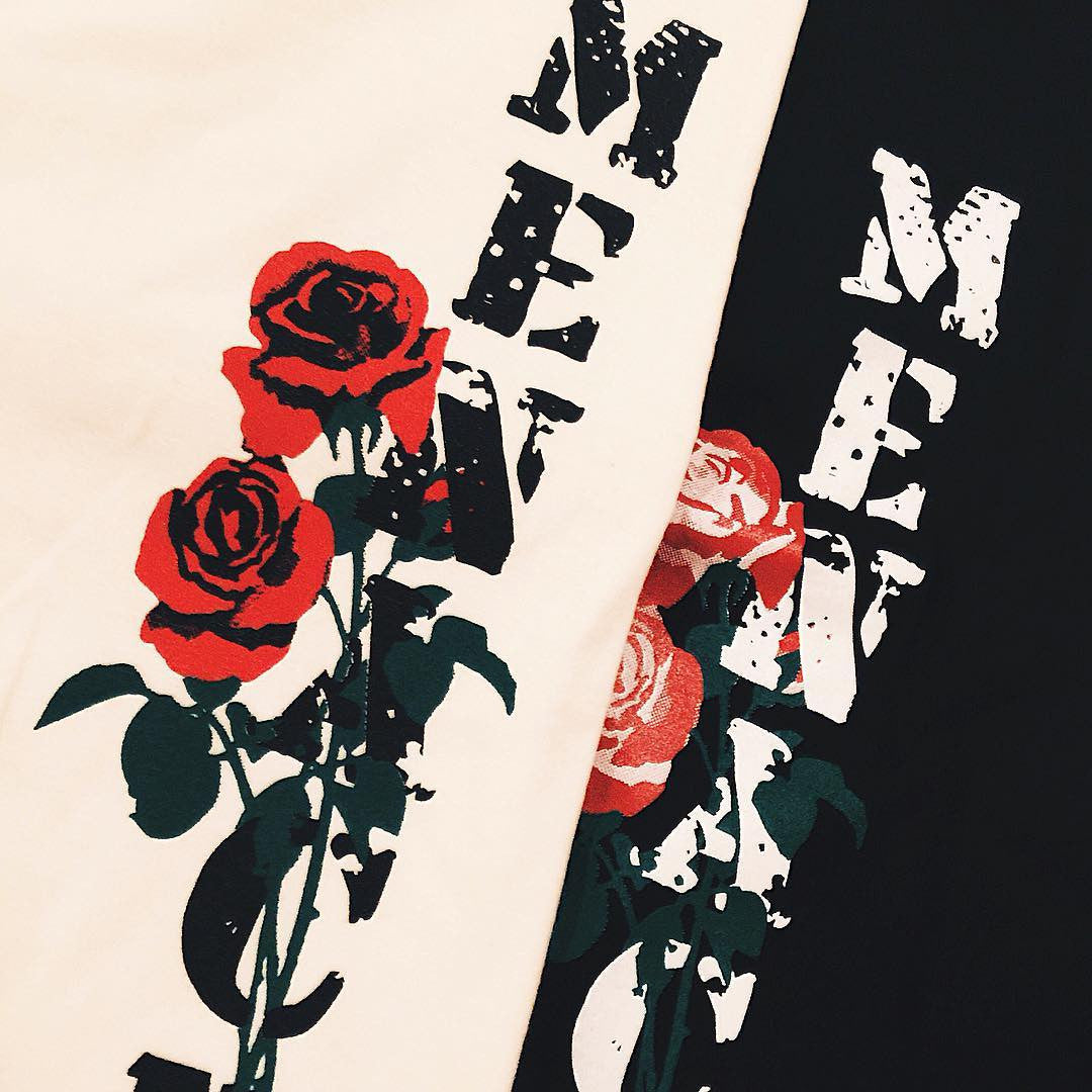 ROSES T-SHIRT by MENACE