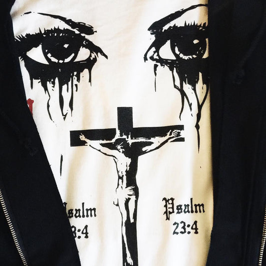 WAR HAS NO VICTORS T-SHIRT by MENACE