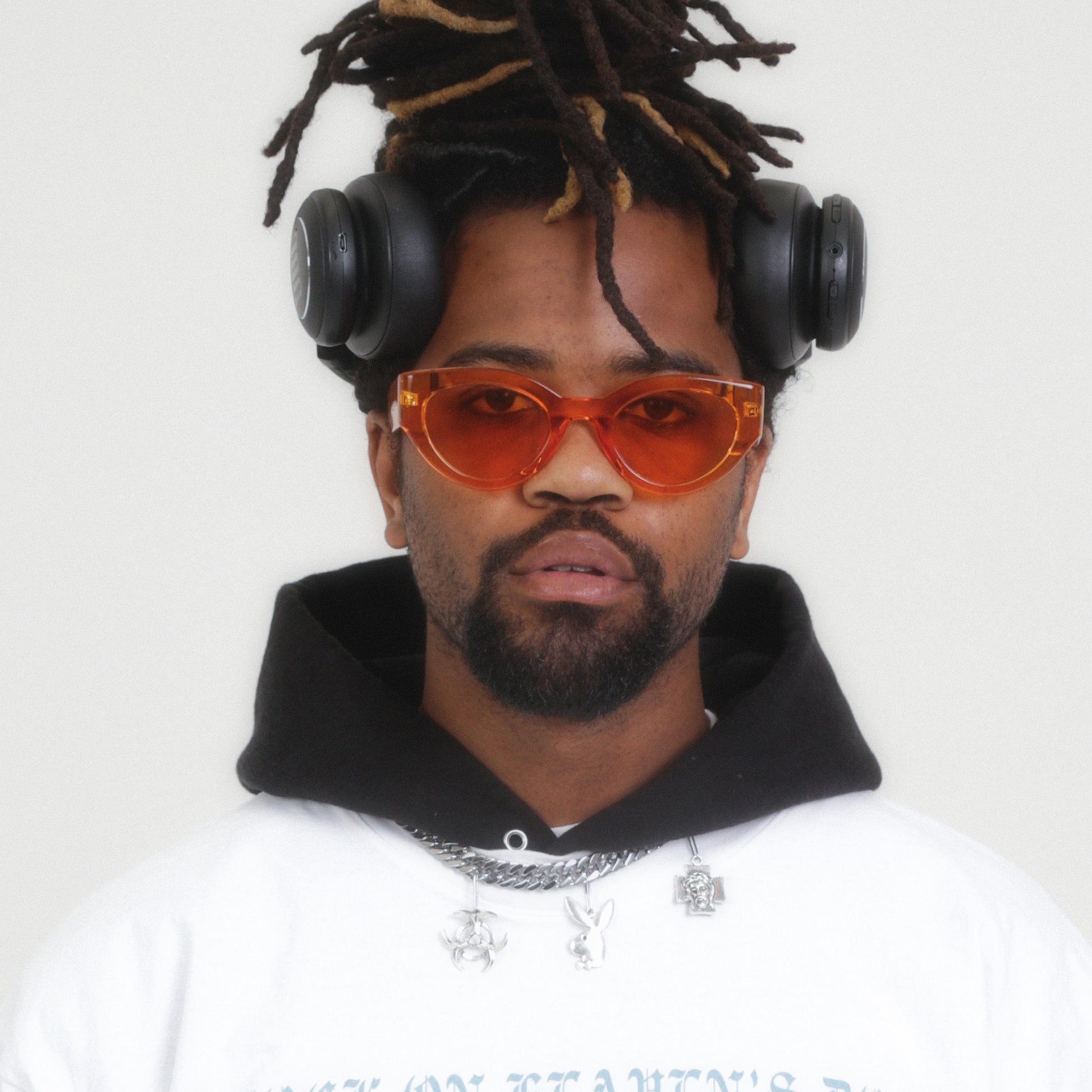 KNOCK ON HEAVEN'S DOOR T-SHIRT by MENACE