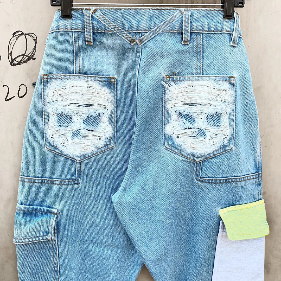 SKULL DISTRESS PANELED CARGO POCKET DENIM PANTS by MENACE