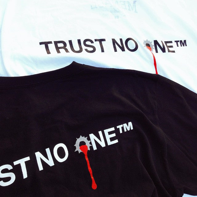 TRUST NO ONE LONGSLEEVE by MENACE
