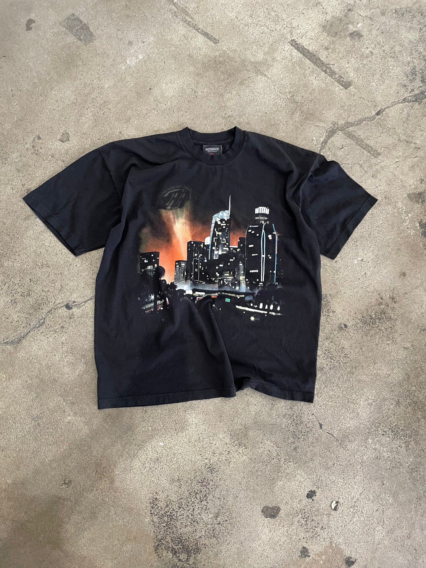 LOS ANGELES SKYLINE T-SHIRT (OVERSIZED PRINT)