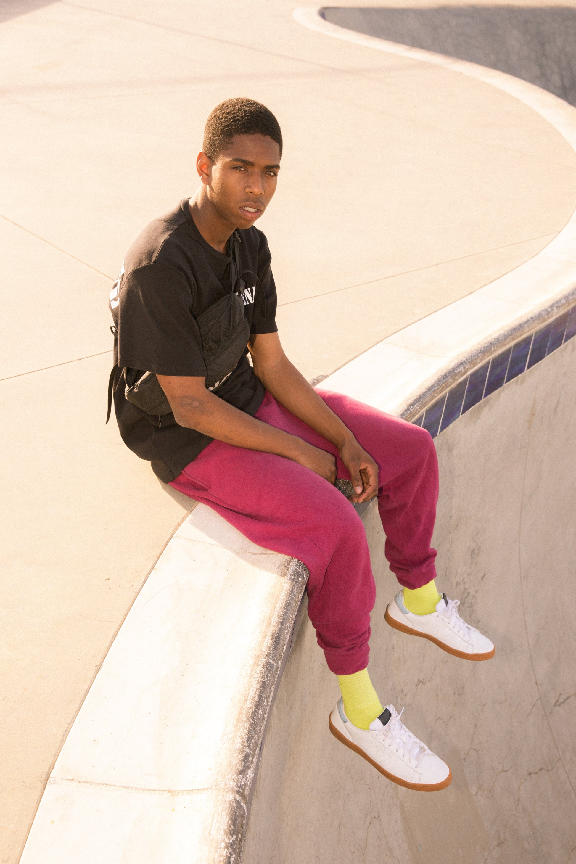 VERTICAL LOGO SOCKS (4 PACK) by MENACE