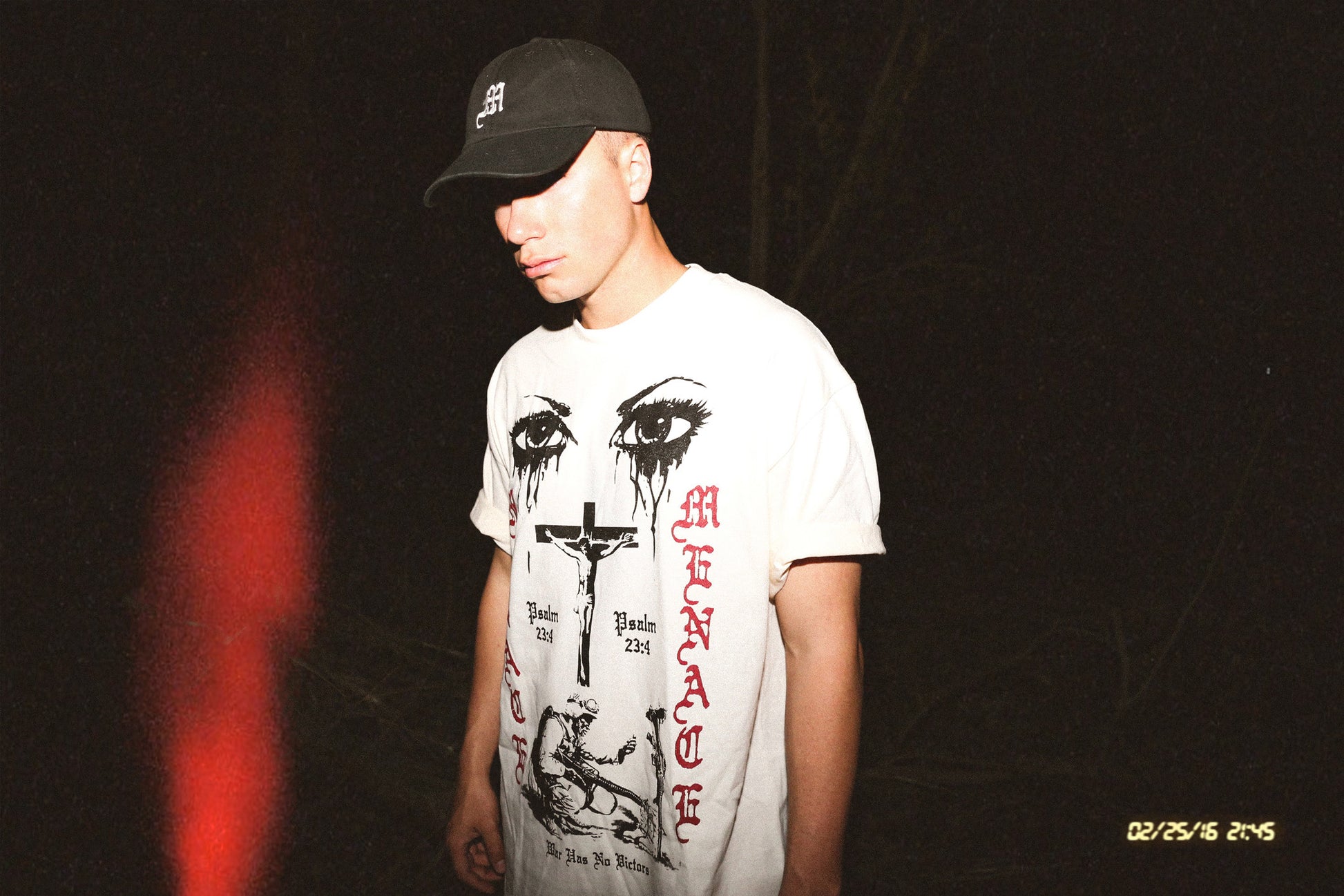 WAR HAS NO VICTORS T-SHIRT by MENACE