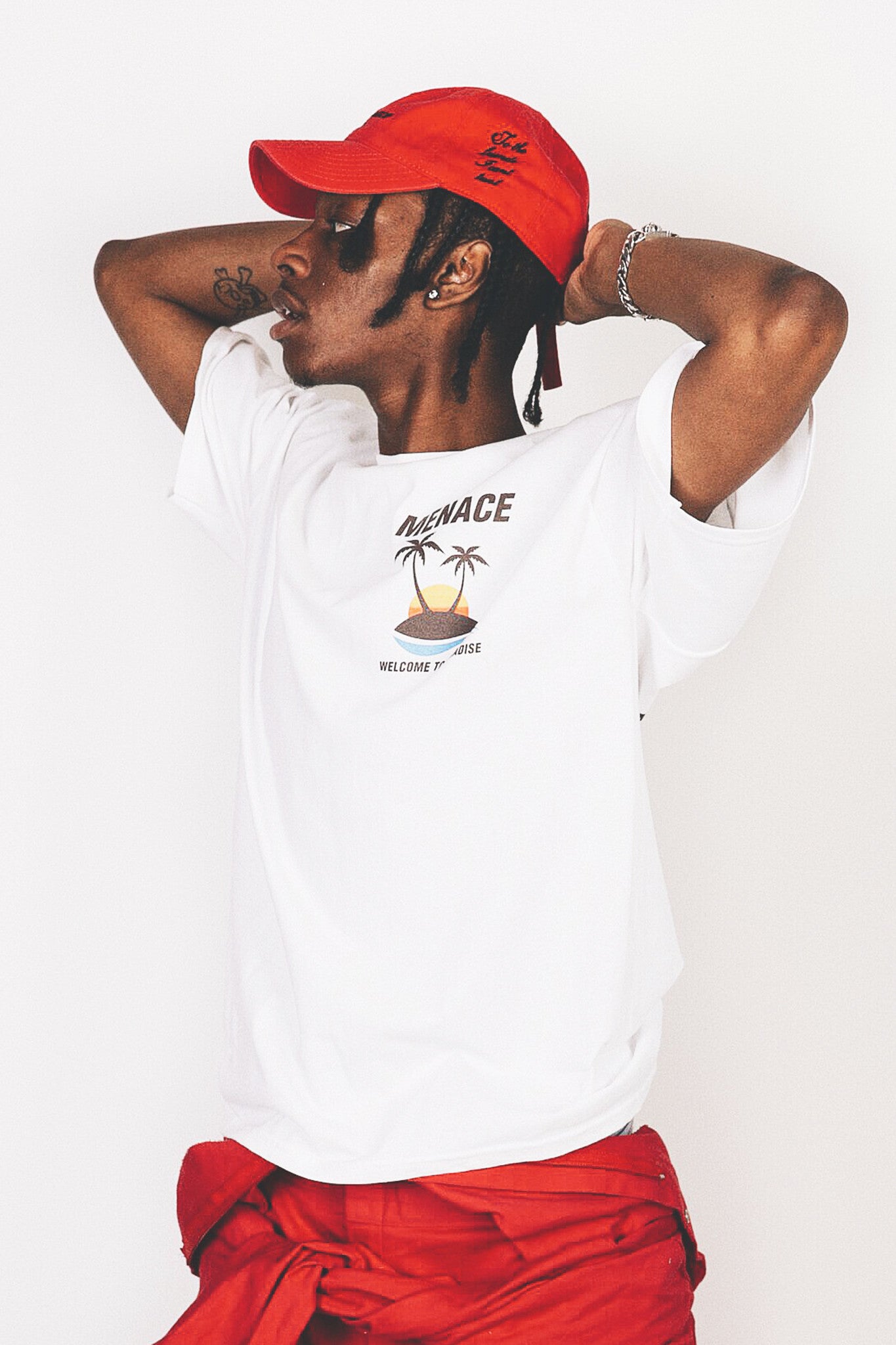 FRIENDS I CAN'T TRUST CAP by MENACE