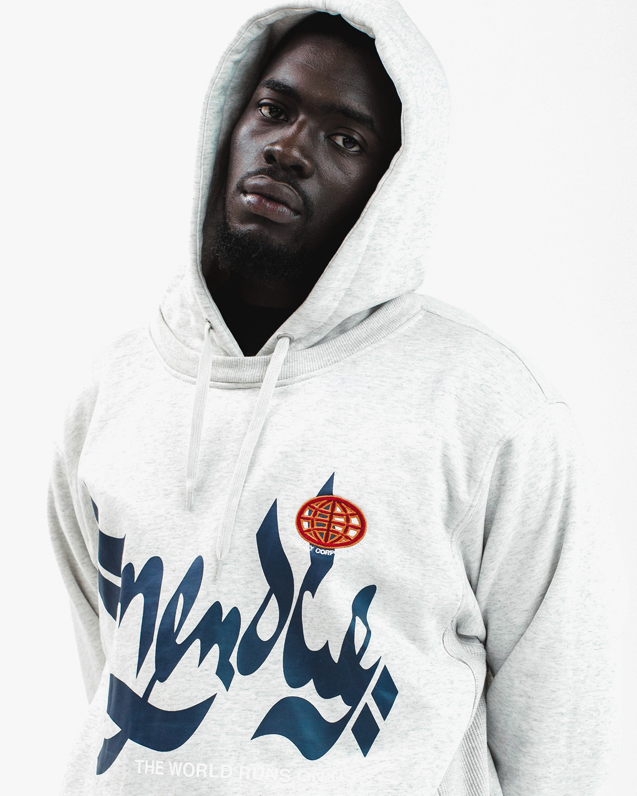 MENACE CORPORATION HEAVYWEIGHT FLEECE SCRIPT HOODIE by MENACE