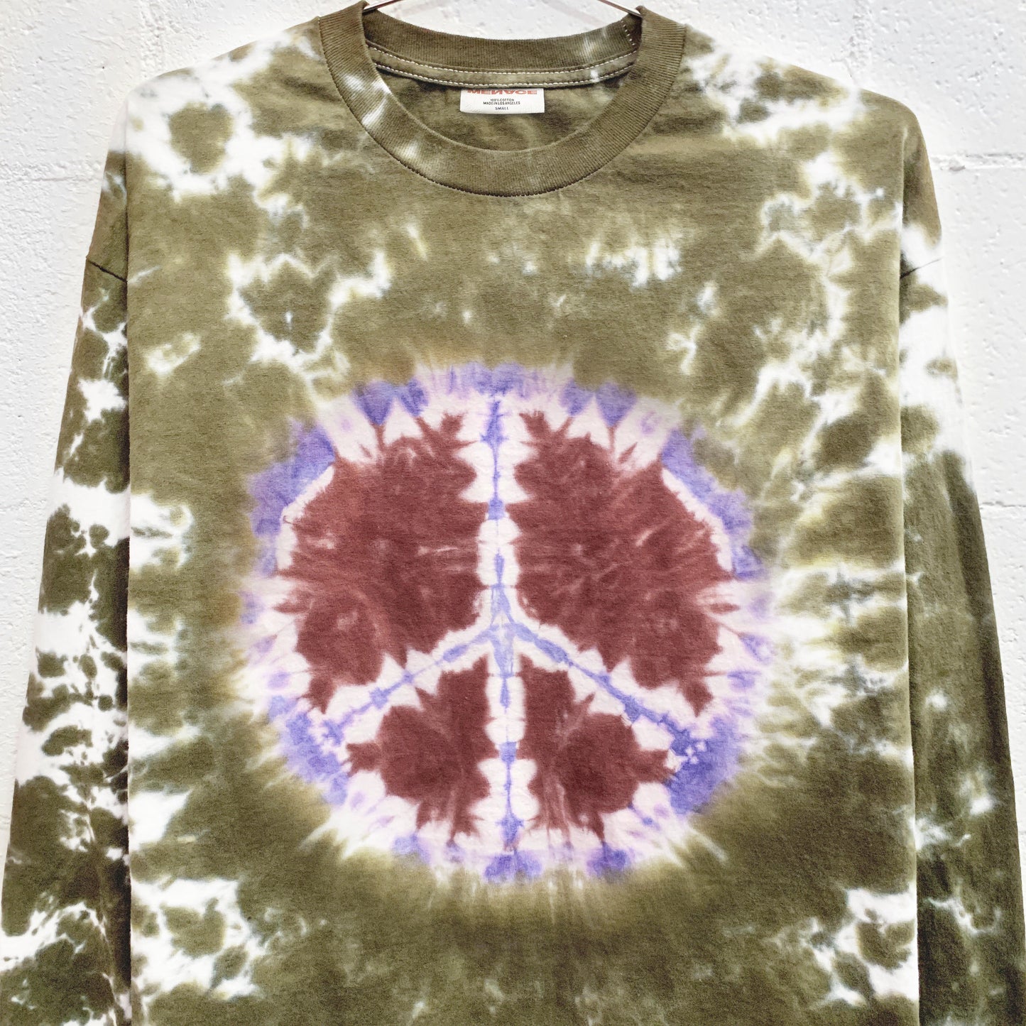 PEACE TIE-DYE LONGSLEEVE by MENACE