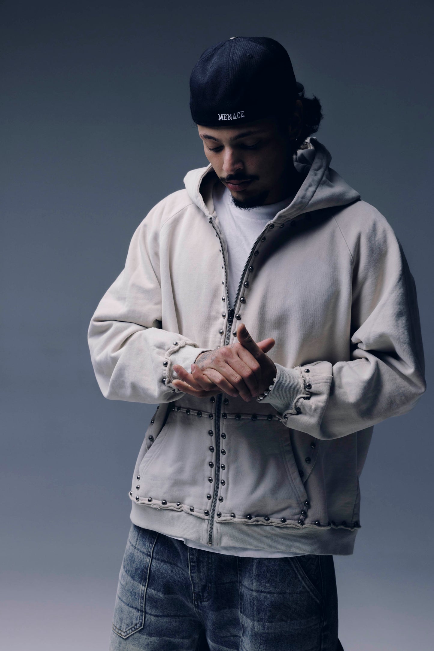 METAL RIVET ZIP-UP HOODIE