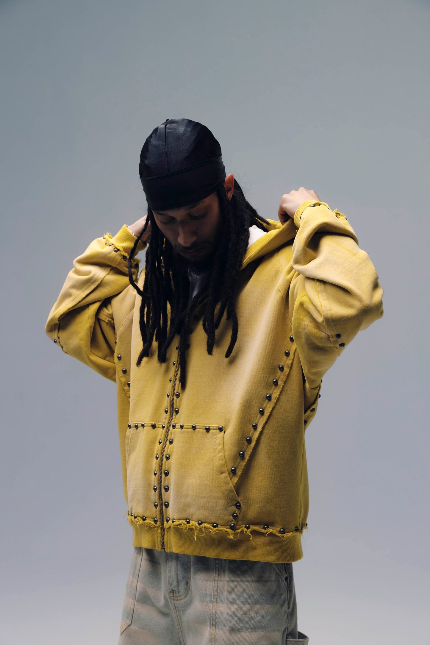 METAL RIVET ZIP-UP HOODIE