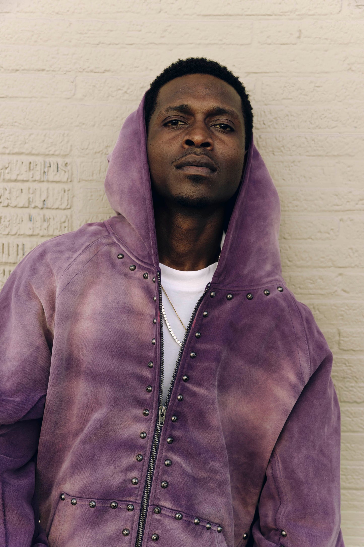 METAL RIVET ZIP-UP HOODIE
