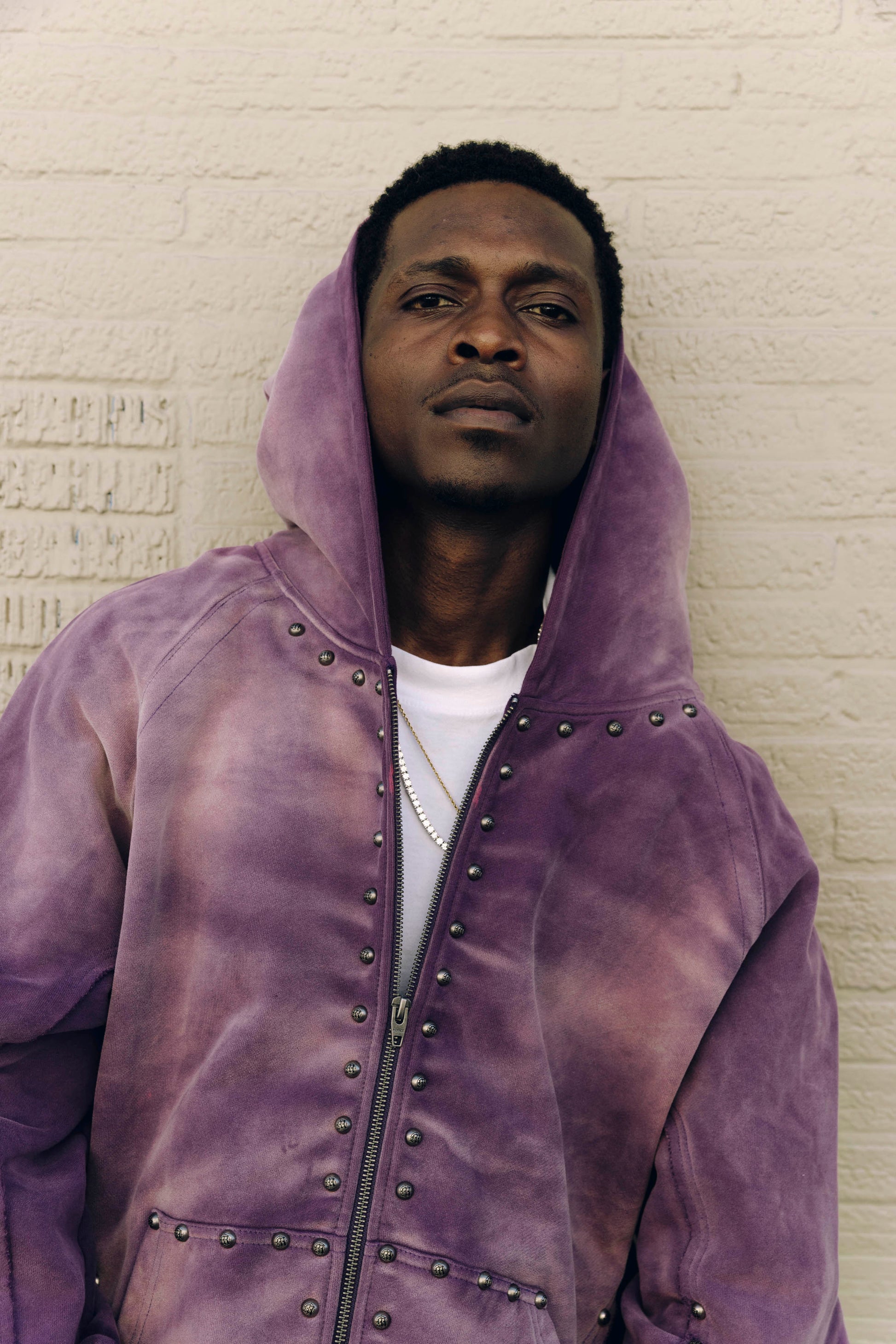 METAL RIVET HOODIE – MENACE