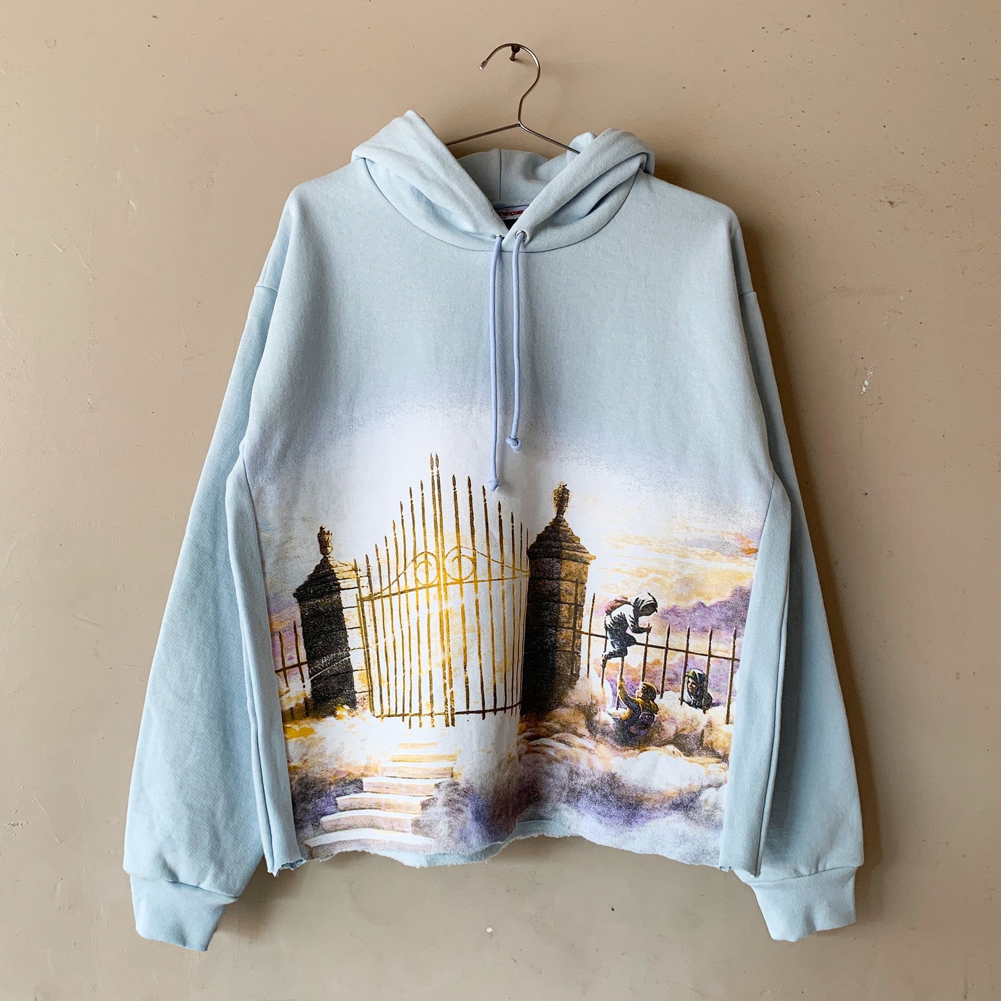 HEAVEN'S GATE CUTOFF HOODIE by MENACE
