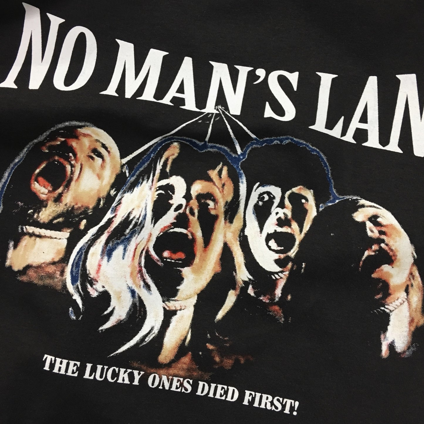 NO MAN'S LAND T-SHIRT by MENACE