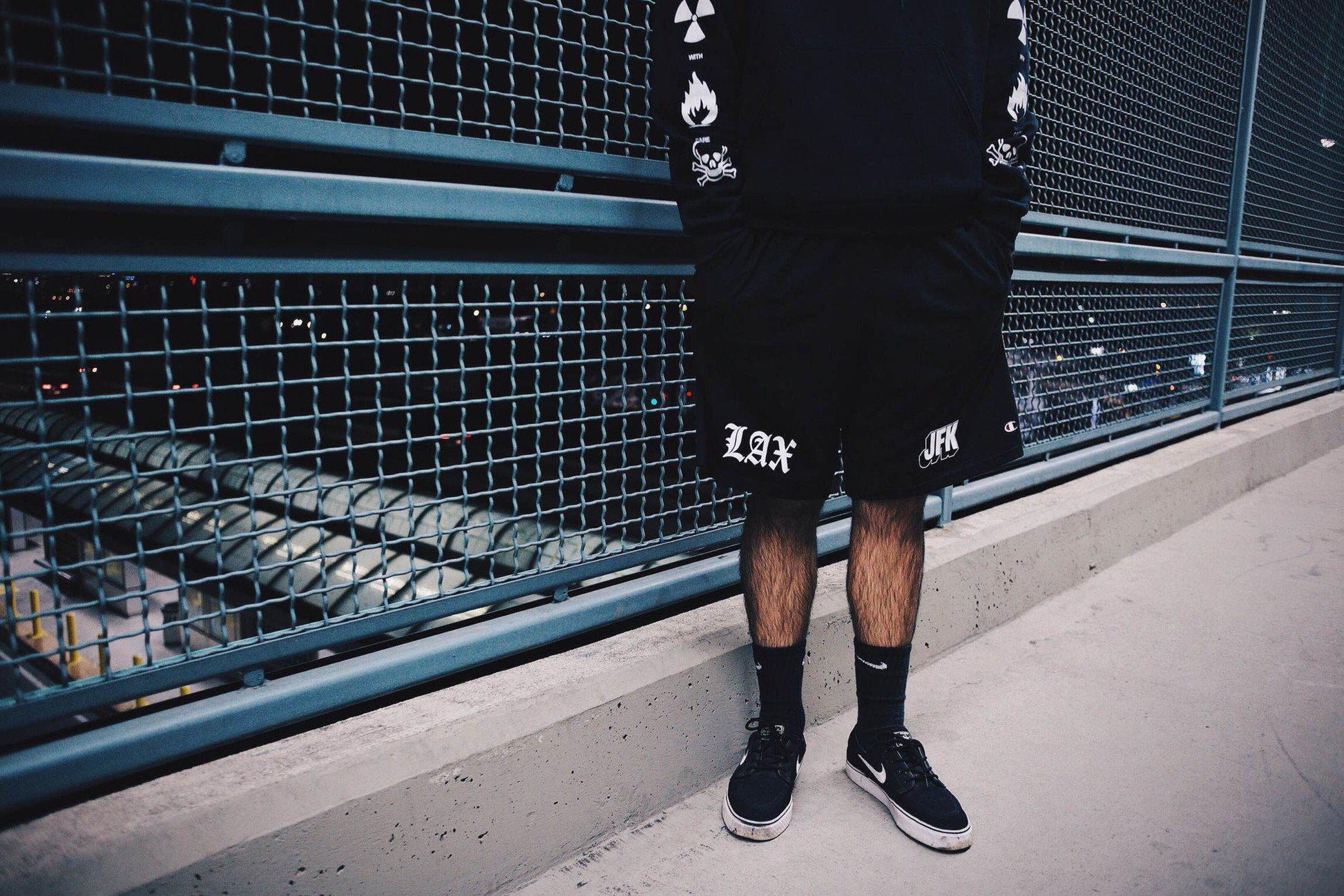 LAX - JFK SHORTS by MENACE
