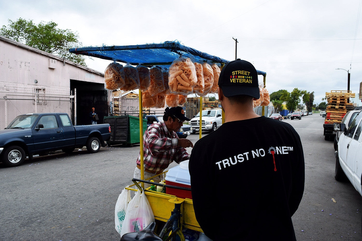 TRUST NO ONE LONGSLEEVE by MENACE
