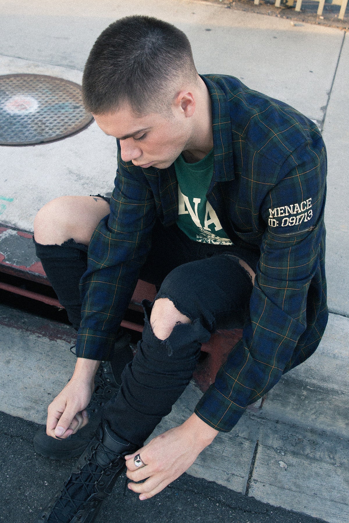 UTILITY FLANNEL BUTTON-UP SHIRT by MENACE